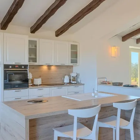 Casa vacanze Nona Kapona By Interhome