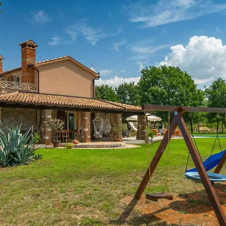Nona Kapona By Interhome * Tar-Vabriga